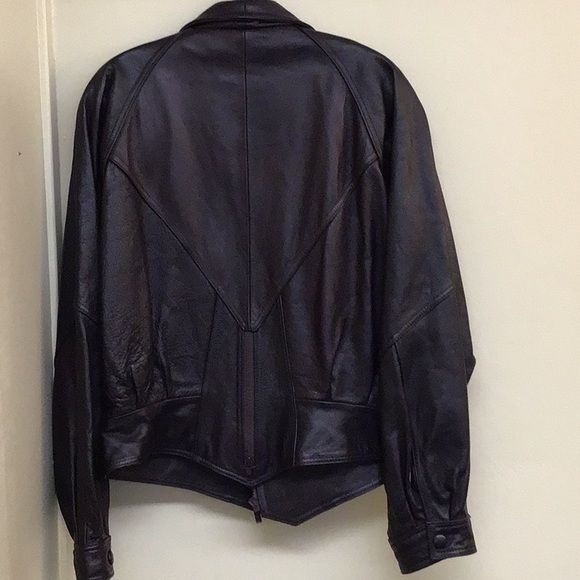 Leather coat - Picture 3 of 3